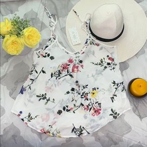 🌸Adorable floral top🌸